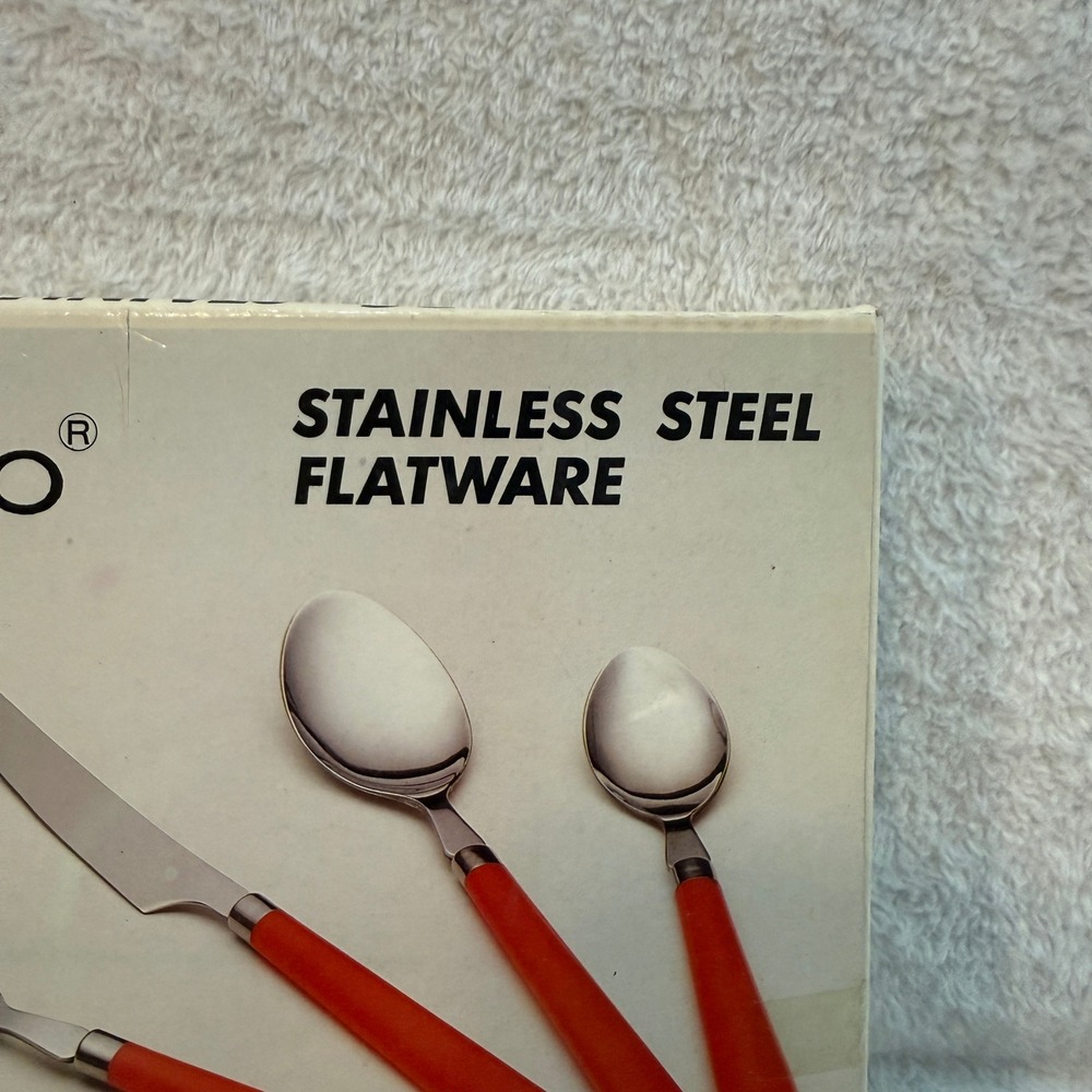 Sango Stainless Steel Flatware Set 20 Piece Service for 4 White Handles Vintage - Picture 3 of 13